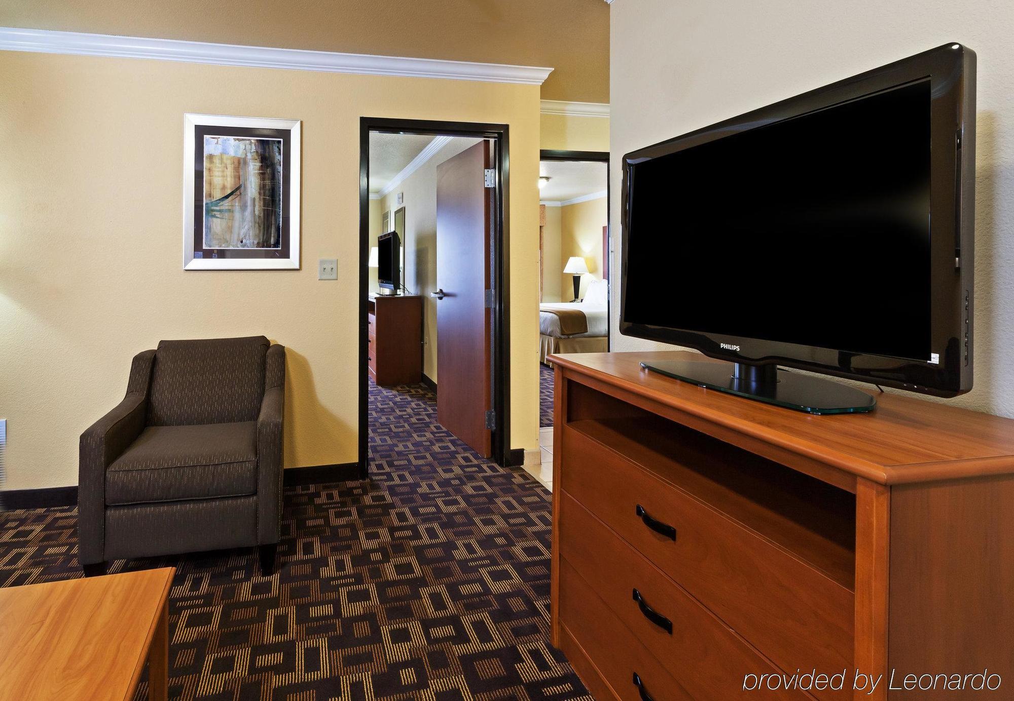 Holiday Inn Express & Suites Austin Nw - Lakeline By Ihg Ngoại thất bức ảnh