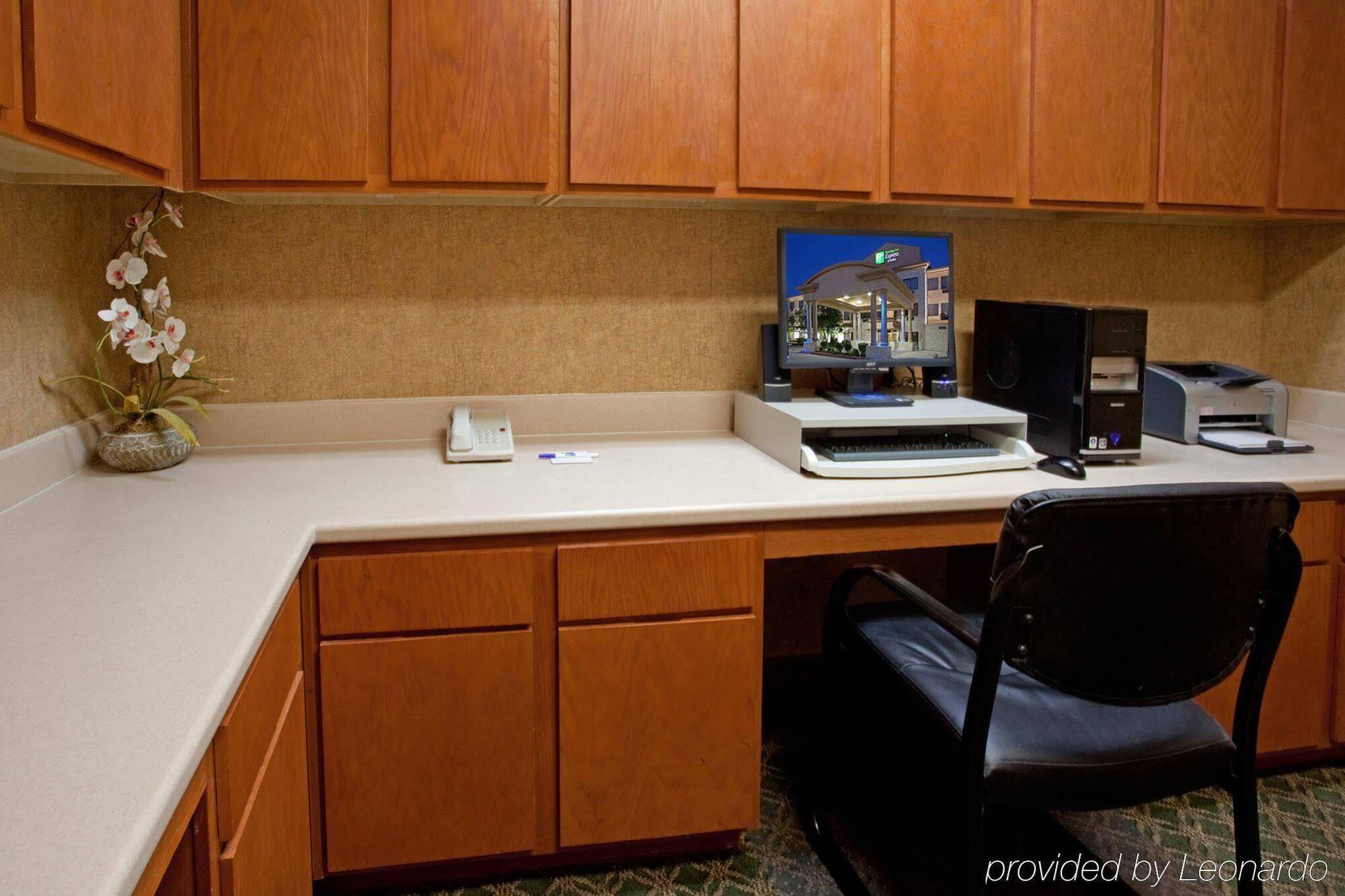 Holiday Inn Express & Suites Austin Nw - Lakeline By Ihg Ngoại thất bức ảnh