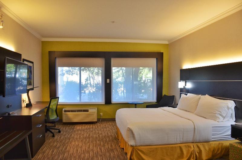 Holiday Inn Express & Suites Austin Nw - Lakeline By Ihg Ngoại thất bức ảnh